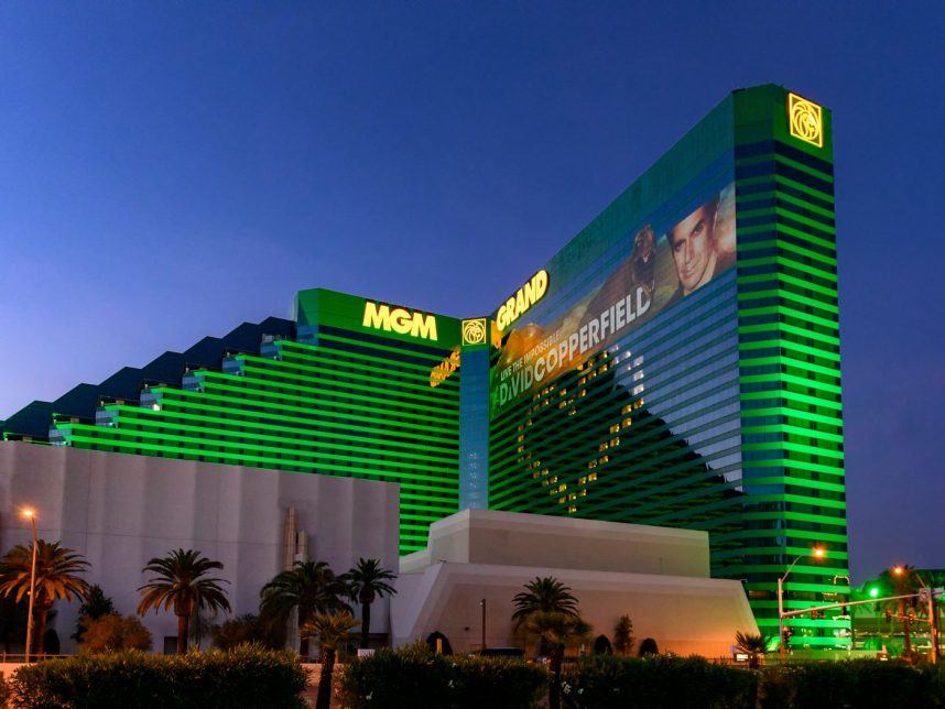 MGM Stock Faces Challenges, Still Attractive Long-Term Growth Story, Says Analyst