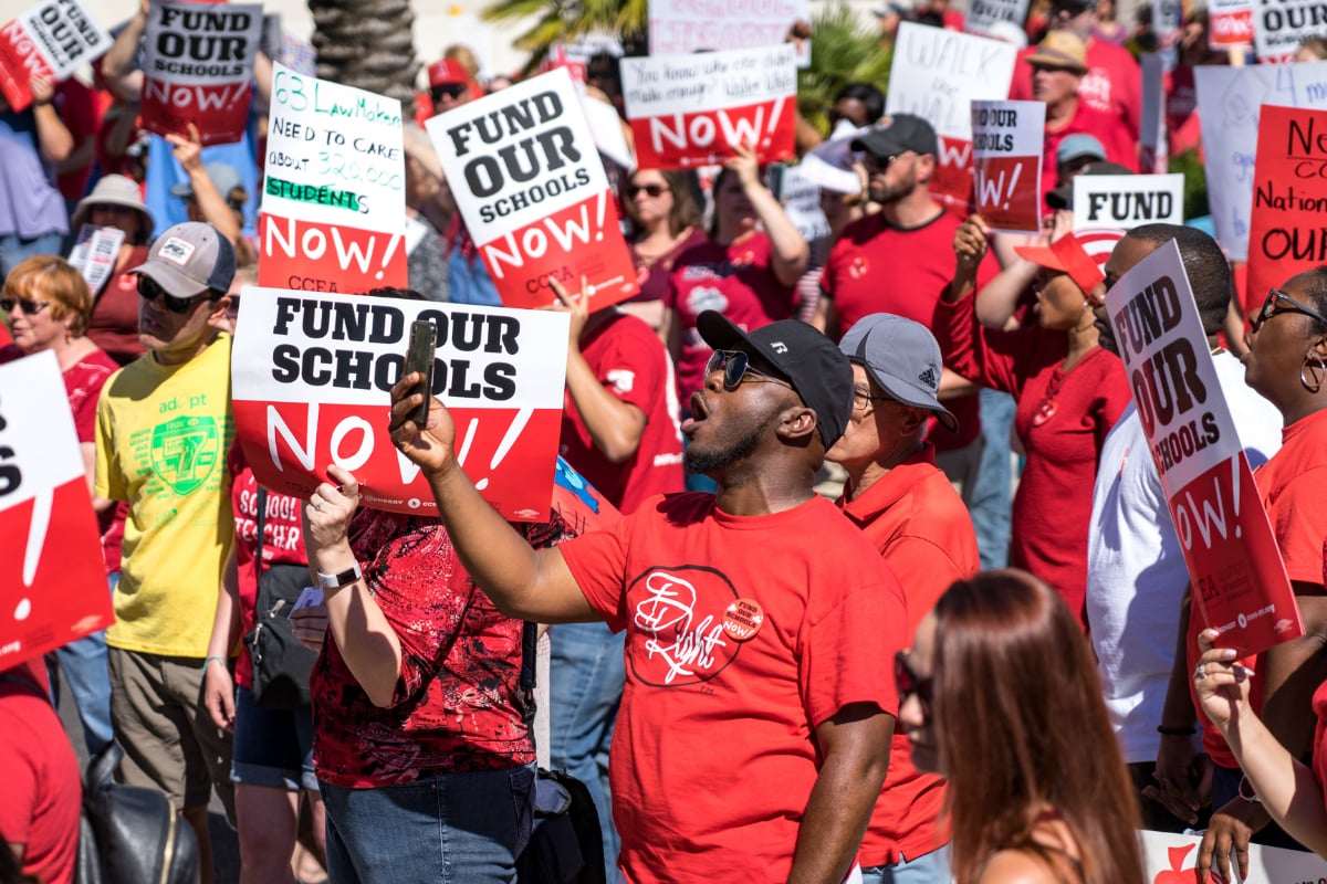 Las Vegas Teachers Union Calls for Higher Nevada Gaming Tax to Fund Education