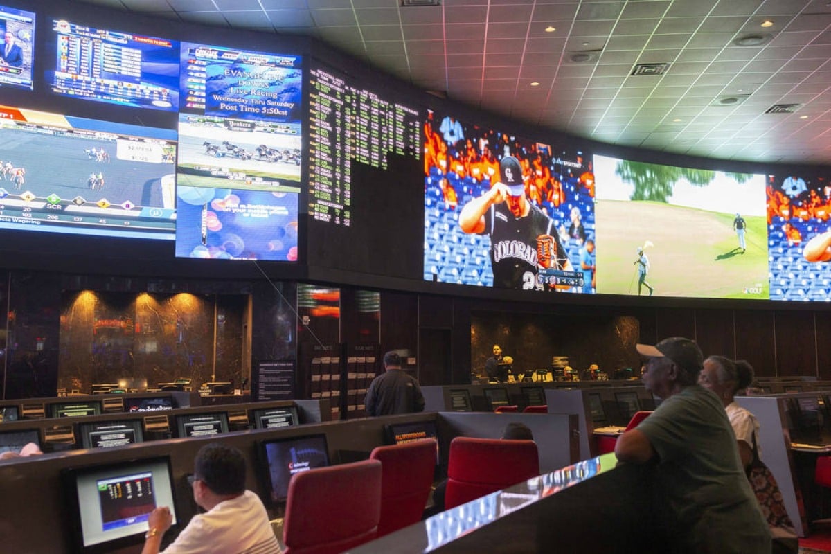 Gaming Industry Experts Predict Further Sportsbook Consolidation Following William Hill and CG Deal