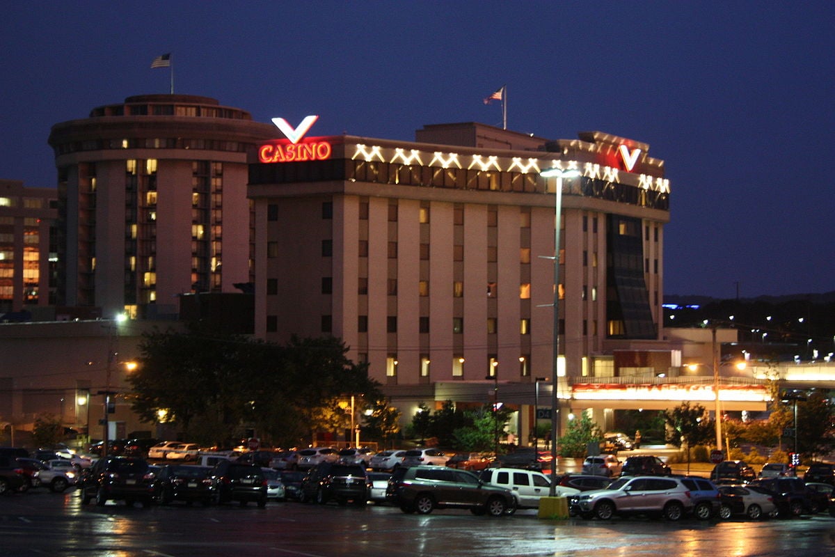 Pennsylvania Regulator Fines Valley Forge Casino for Getting Too Loose with Free Slots Play