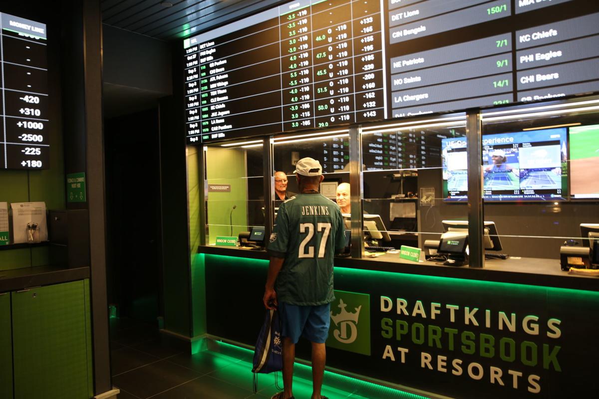 DraftKings Disputes Claims in $3M Parlay, Expert Says Bad Look for US Sports Betting