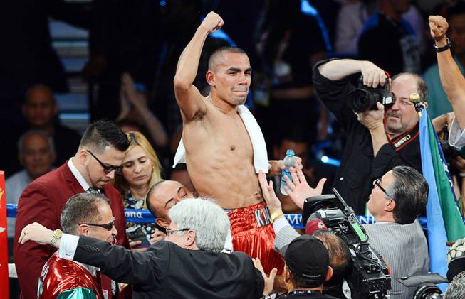 Junior Middleweight Champ Molina Jailed Before MGM Garden Fight Night