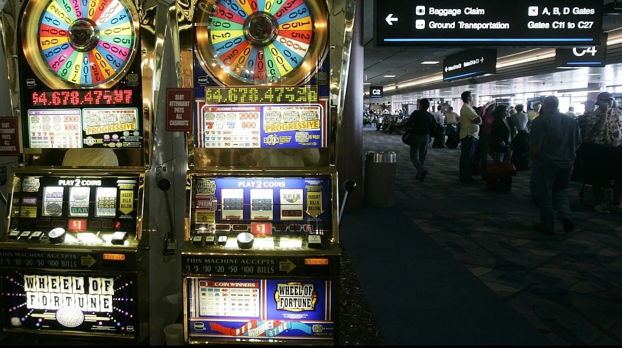 Las Vegas Airport Slot Machines Hit $1B Milestone