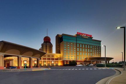 Casino Crime Round Up: Allegedly Drunk Man Drives into Cop at Gaming Property