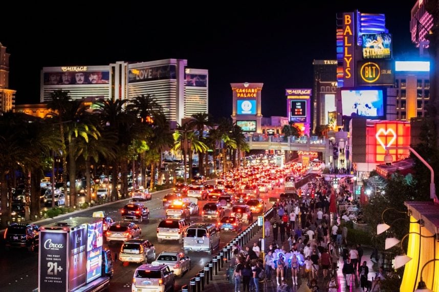 Las Vegas Strip Can Extend Blistering Revenue Pace Says Analyst