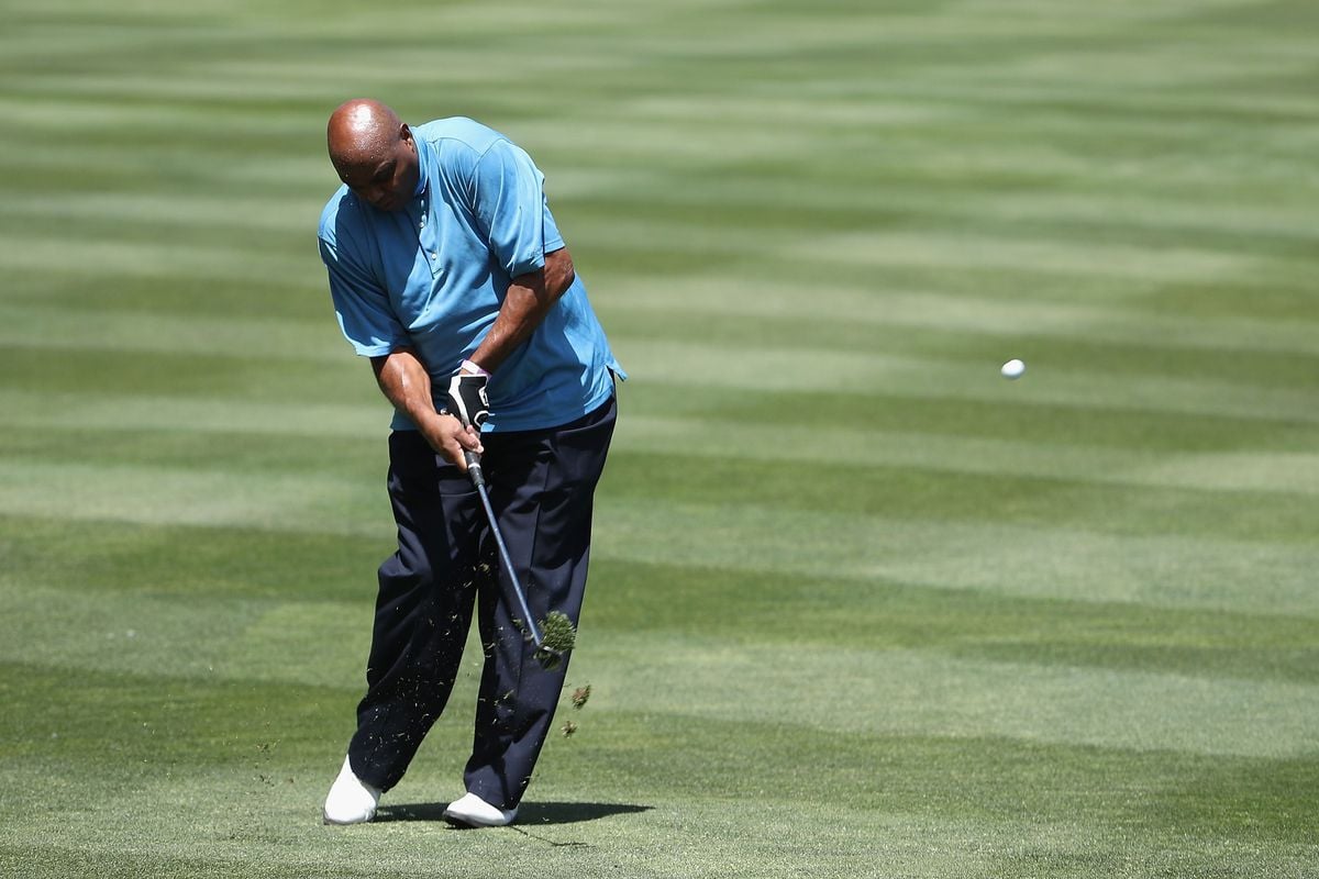 Steph Curry and Peyton Manning Favored Against Phil Mickelson and Charles Barkley in Charity Golf Match