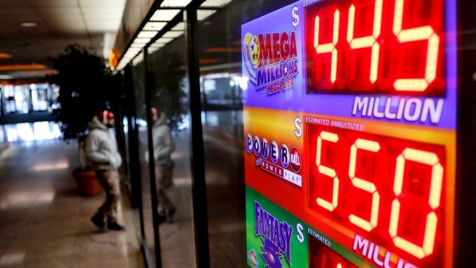 Powerball, Mega Millions Jackpots Hit, Combined Winnings Exceed $1 Billion, Winners Still Incognito