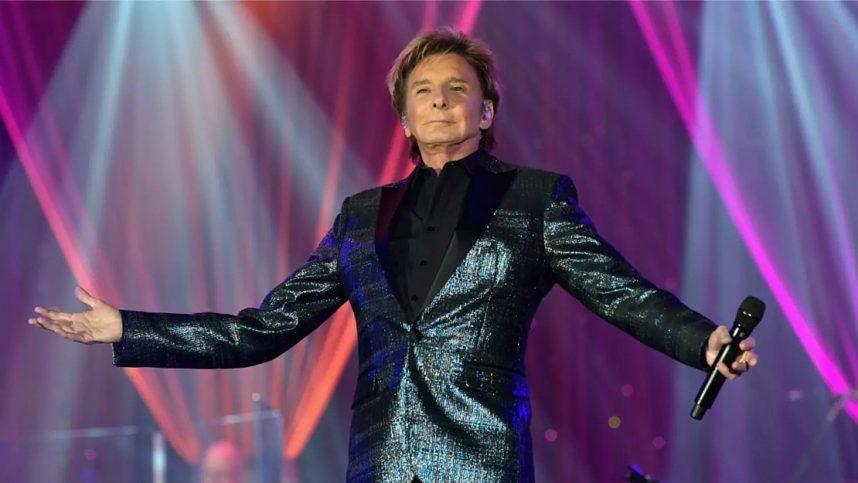 Barry Manilow Dethrones the King in Las Vegas