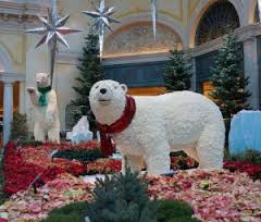 Las Vegas Casinos Use Holiday Attractions to Boost December Numbers