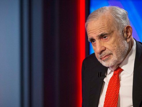 After Closing Trump Taj Mahal, Carl Icahn Stands With Donald Trump