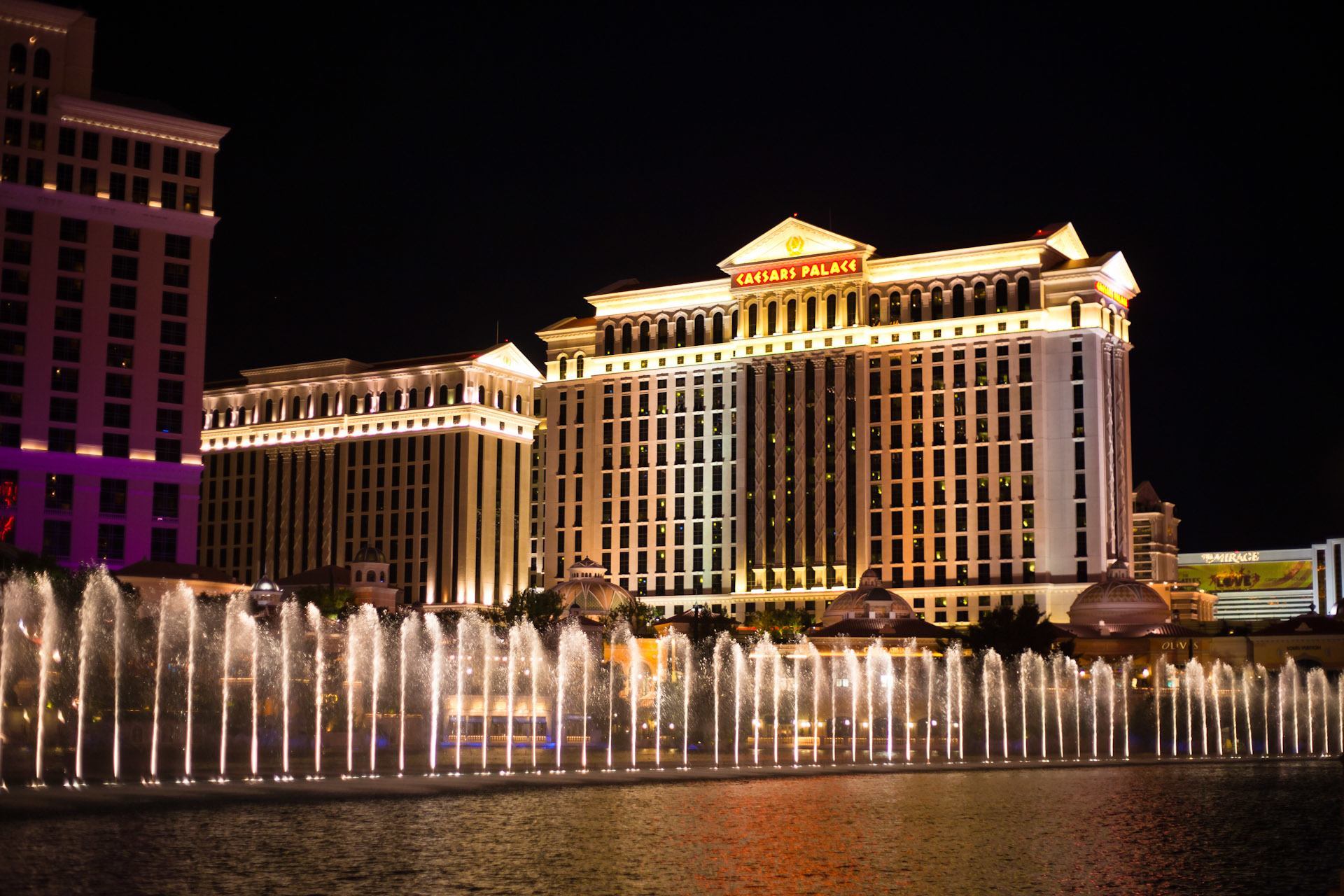 Caesars Entertainment Goes for Bankrupt, While Creditors Decry Restructuring Plan