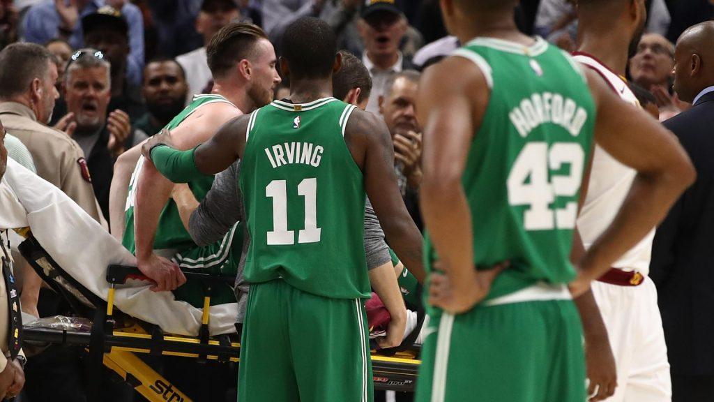 Gordon Hayward Suffers Horrific Leg Injury in NBA Season Opener