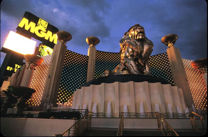 Caesars, MGM Sports Betting Exposure Isn’t Fully Appreciated, Says Analyst