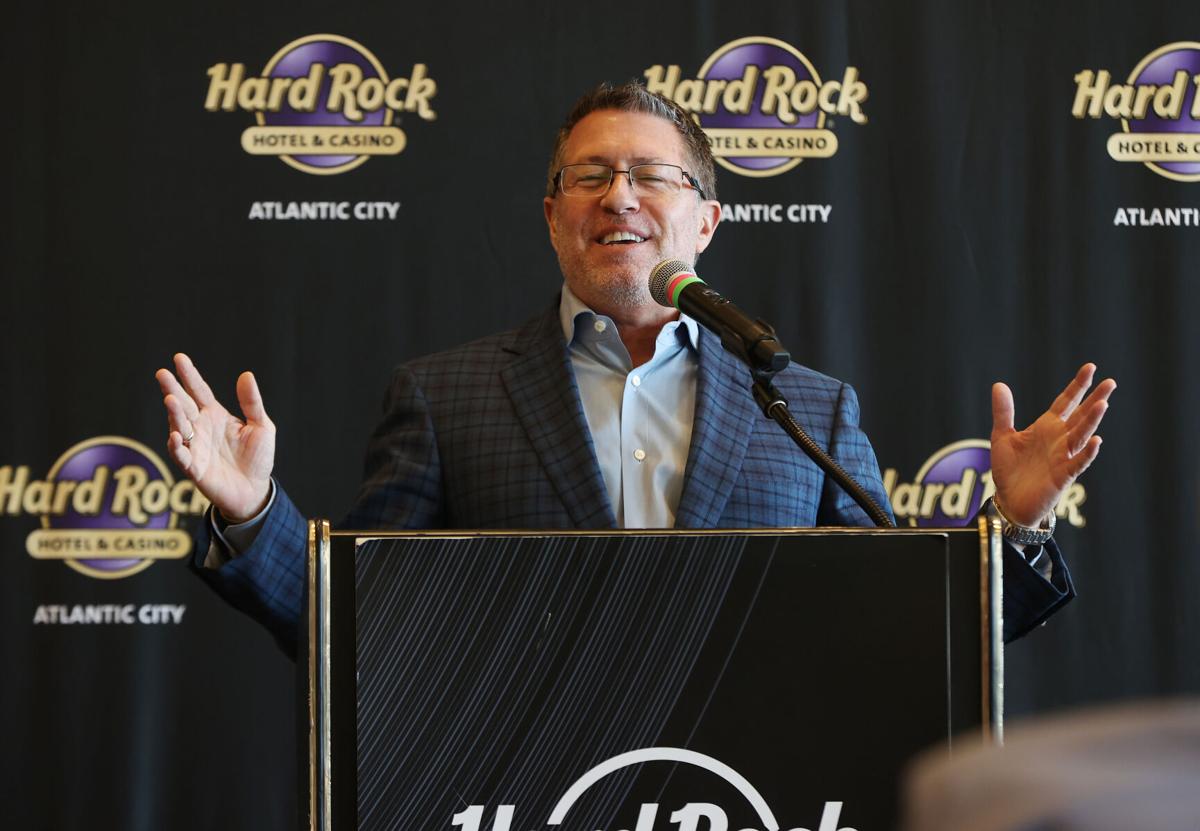 Atlantic City Casino Smoking Debate Gets Ugly, Advocacy Demands Apology From Hard Rock Boss