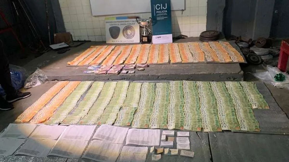 Illegal Gambling Operation in Argentina That Drew More Than 500 Spectators Busted