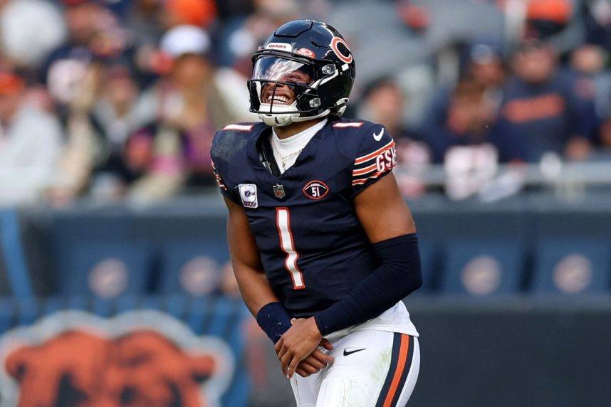 Quarterback Justin Fields Returns to the Chicago Bears in Week 11