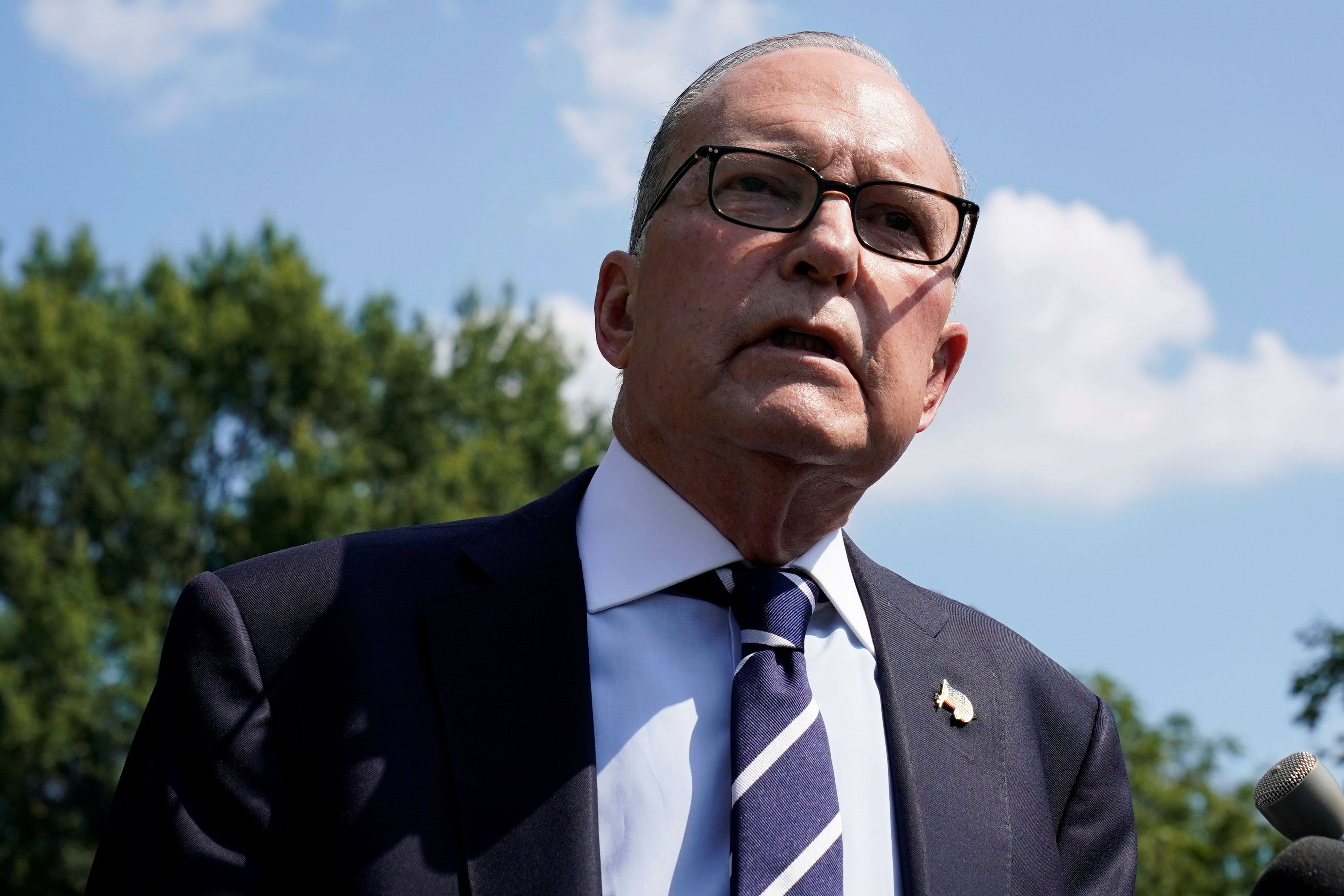 Kudlow Says White House Mulling Assistance for Travel, Leisure Industry Battered by Coronavirus